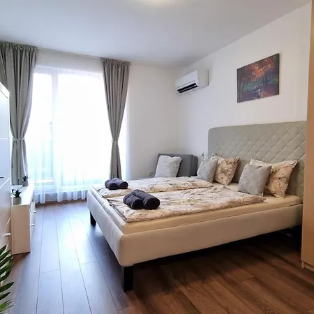 Apartman Luxury Quiet In The Center